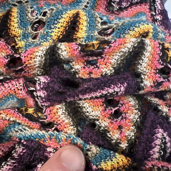 Trina Turk Women’s Knit Blouse Sz M Multicolor Vibrant Boho Gypsy Hippie Rainbow - Picture 7 of 8